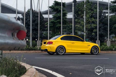 1mbbsyellow-04 (Intensely Uncommon // BMW 1M on BBS)