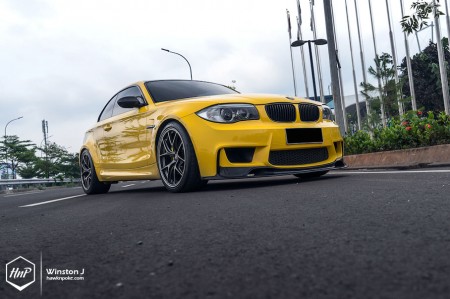 1mbbsyellow-09 (Intensely Uncommon // BMW 1M on BBS)