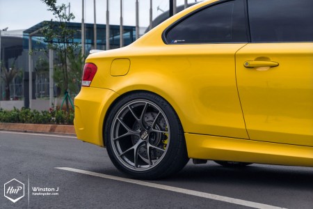 1mbbsyellow-10 (Intensely Uncommon // BMW 1M on BBS)