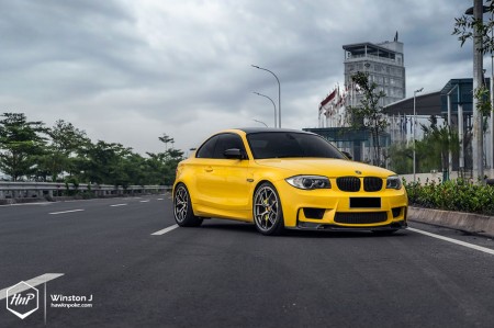 1mbbsyellow-27 (Intensely Uncommon // BMW 1M on BBS)