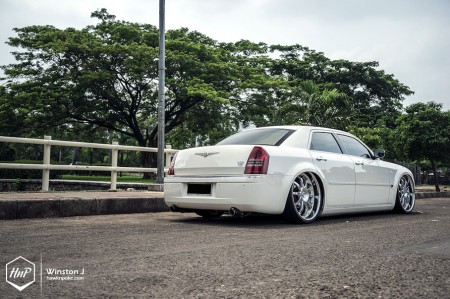 300cmonarch-11 (The Other Luxury // Chrysler 300C on Monarch)