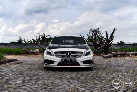 a250armytrix-08 (Anti-Gravity // Mercedes-Benz A250 on Vorsteiner)