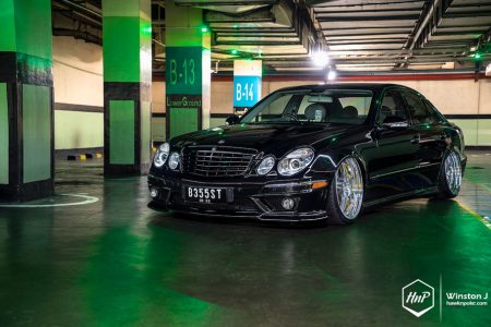beclasshre-02 (Benz in Black // E Class on HRE)