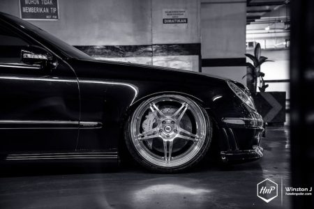 beclasshre-13 (Benz in Black // E Class on HRE)