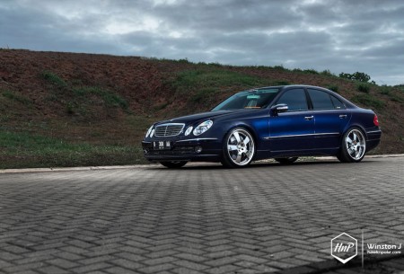 ceduo-01 (Unrivalry // Mercedes-Benz C-Class and E-Class Duo)
