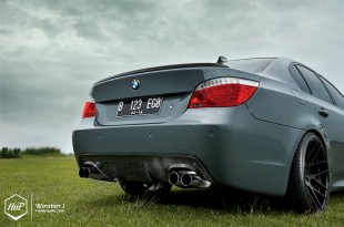 e60lambogrey-05 (Bad Boy // Telesto Grigio BMW E60)
