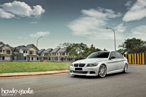 e90perf-02 (Executive Speedster // 325i LCI BMW Performance)