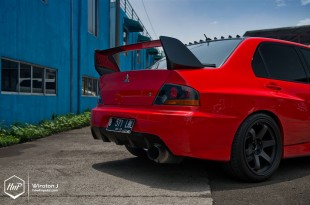 evolutionduel-09 (Warriors of the Rising Sun // Lancer Evolution VIII Duo Photoshoot)