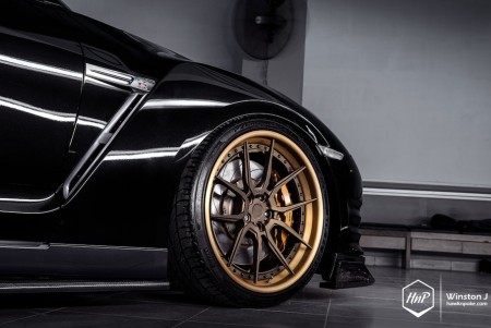 gtradv1-06 (Gold in the Rough // GT-R R35 on ADV.1)
