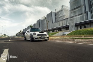 miniduelloz-07 (Rising Sun // Fendy’s MINI on DuelL AG OZ Racing)