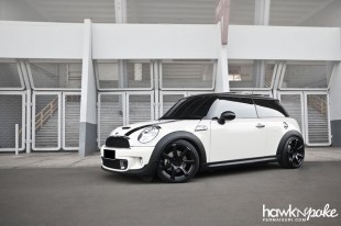 miniwork-03 (BeSpoke // Mini on Work Wheels)