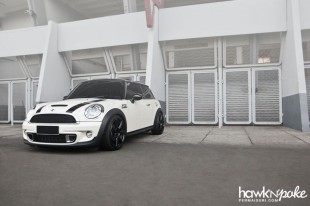 miniwork-07 (BeSpoke // Mini on Work Wheels)
