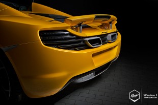nov1313f (Wallpaper Wednesday // McLaren MP4-12C)