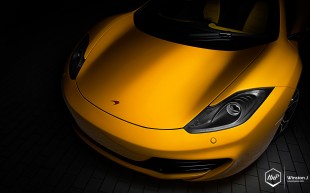 nov1313s2 (Wallpaper Wednesday // McLaren MP4-12C)