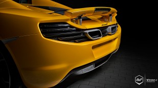 nov1313w (Wallpaper Wednesday // McLaren MP4-12C)