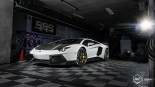 nov1341w (Wallpaper Wednesday // Novitec Torado Aventador LP700-4)