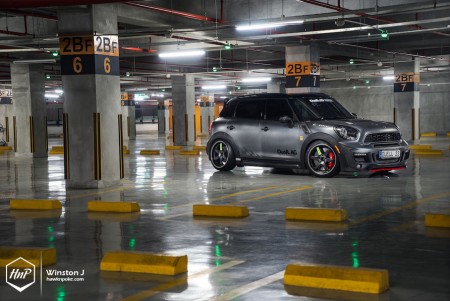 uizduell-02 (Titan // DuelL AG MINI Countryman on Volk Racing)