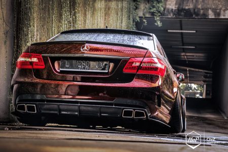 w212denny-01 (Dazzling // Denny’s W212 on OZ Futura)