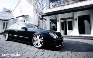 wdec2011S (December Wallpaper // Germanica W211 E-Class)