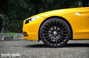 yellowz4-02 (Some Called It Landshark // Yellow (paint) Z4)